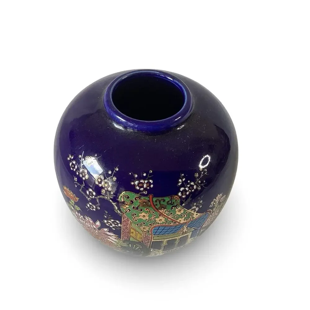 Japanese Kutani Ware Cobalt Blue Vase - Picture 2 of 5